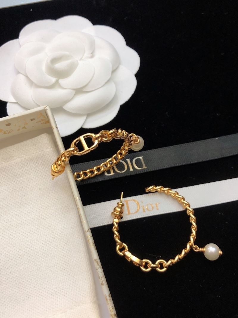 chr1st1an D10r earrings